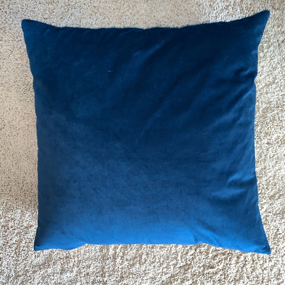 Accent pillow